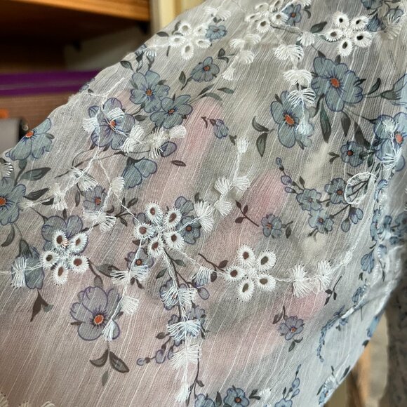 White floral maxi dress - Picture 4 of 7